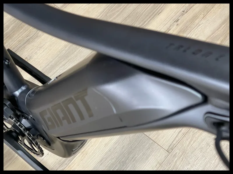 Giant Talon E+ 29er Sport 25km/h Medium Graphite 2022 ex-demo-3